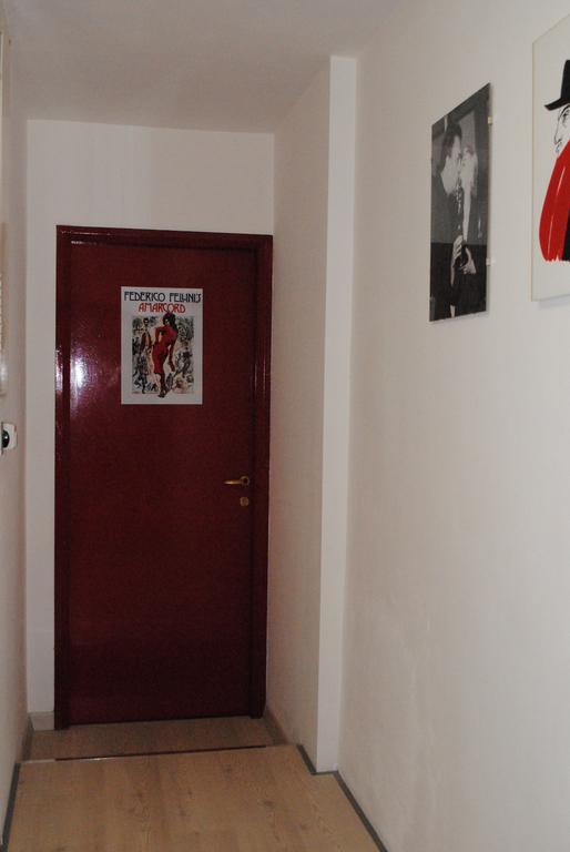 Federico Fellini Apartment Rimini Room photo